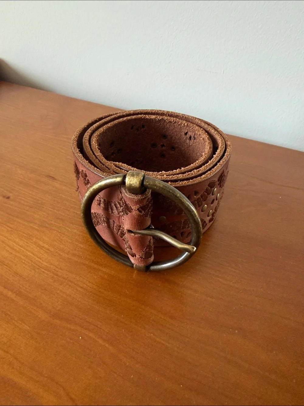 Lucky Brand Brown Leather Belt with Round Brass-Tone Double Ring Buckle